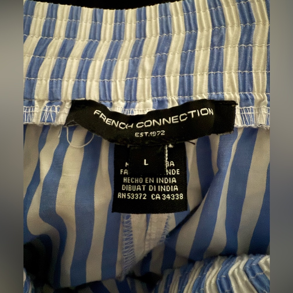 French Connection blue stripe shorts with elastic waistbandsd - Picture 4 of 4